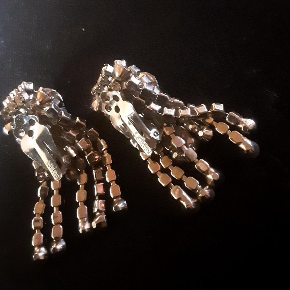 ****SOLD**** Vtg Kramer Bracelet & Waterfall earrings - Picture 6 of 13